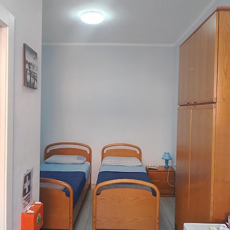 M&C Apartment Φιουμιτσίνο Εξωτερικό φωτογραφία