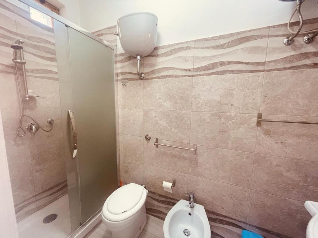 M&C Apartment Φιουμιτσίνο Εξωτερικό φωτογραφία